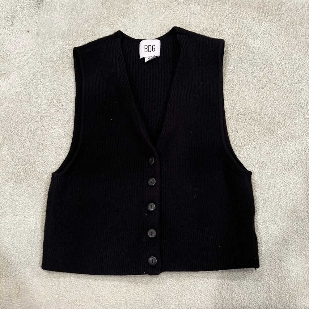 Button up sweater vest urban outfitters
